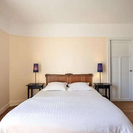 Lovely & Quiet A Montmartre