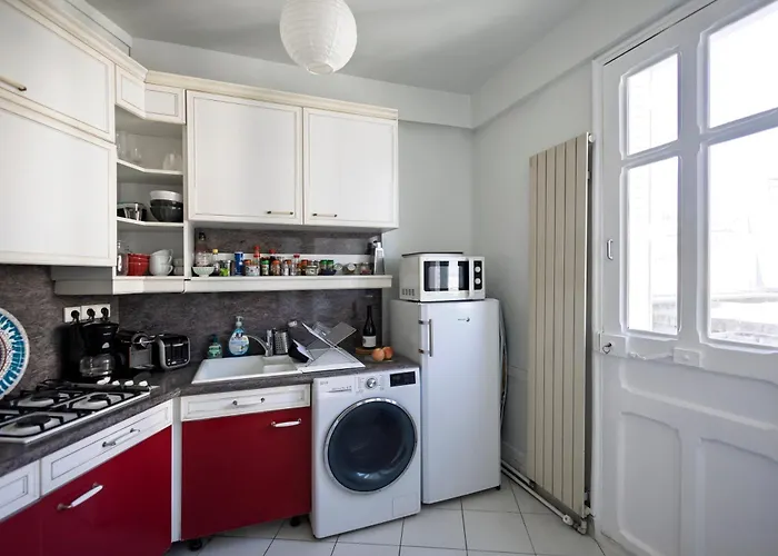 Lovely&quiet à Montmartre Appartement *